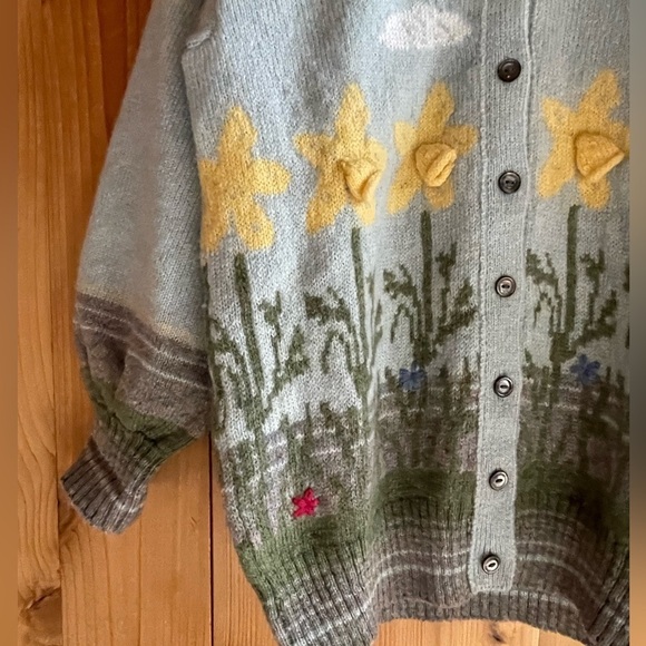 Vintage Novelty Daffodil Wool Cardigan made in Britain - Picture 3 of 11